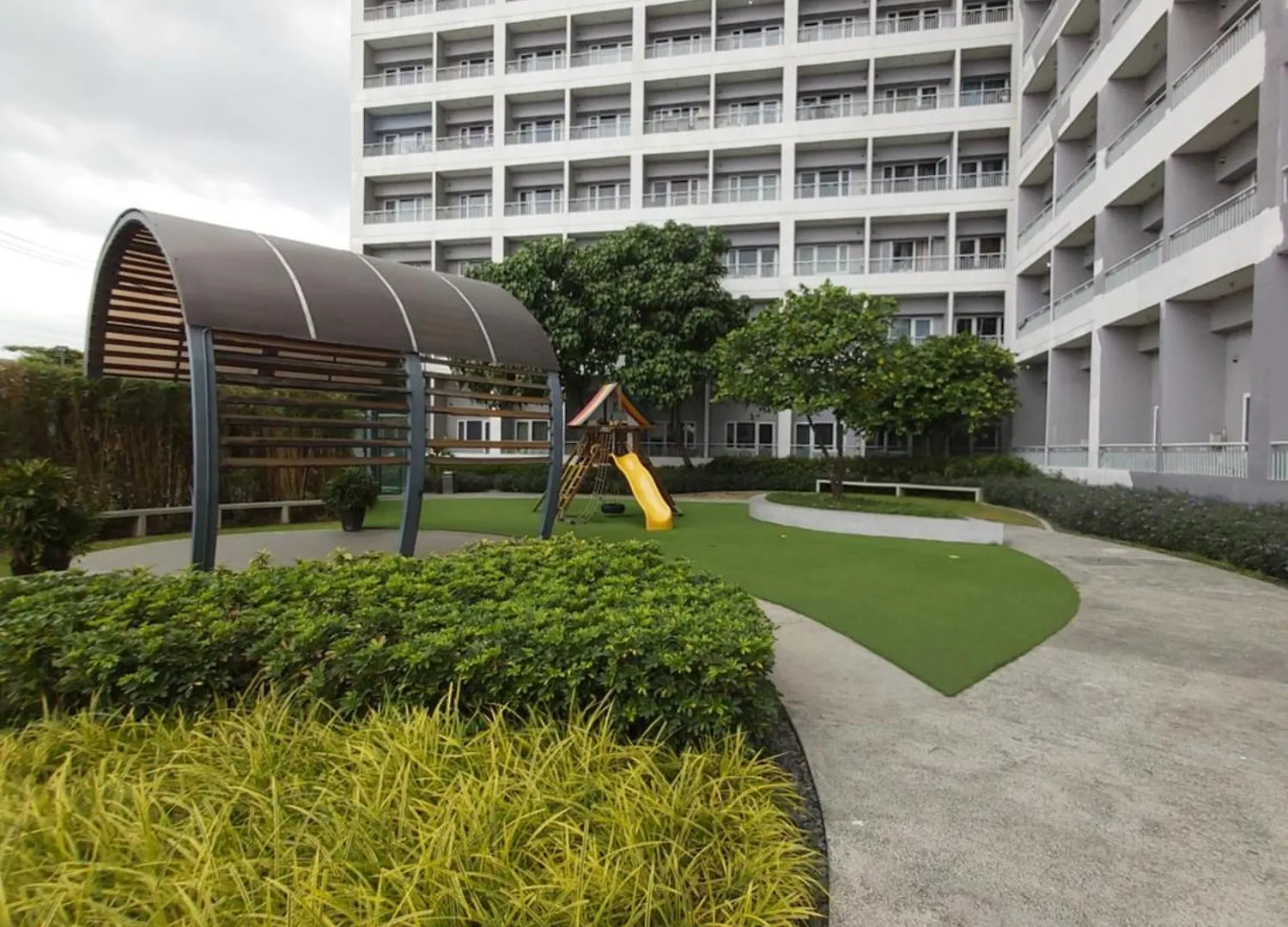 Beautiful 1Br Simple Luxury Condo Near Bgc Manila Apartment