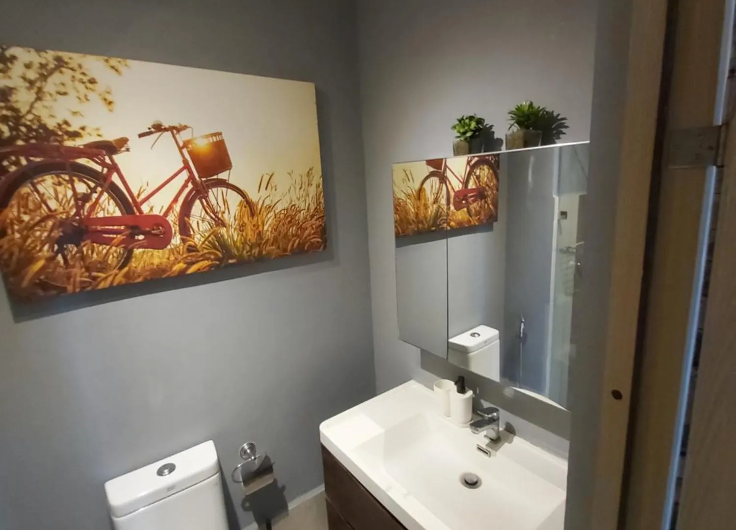 Apartment Beautiful 1Br Simple Luxury Condo Near Bgc Manila