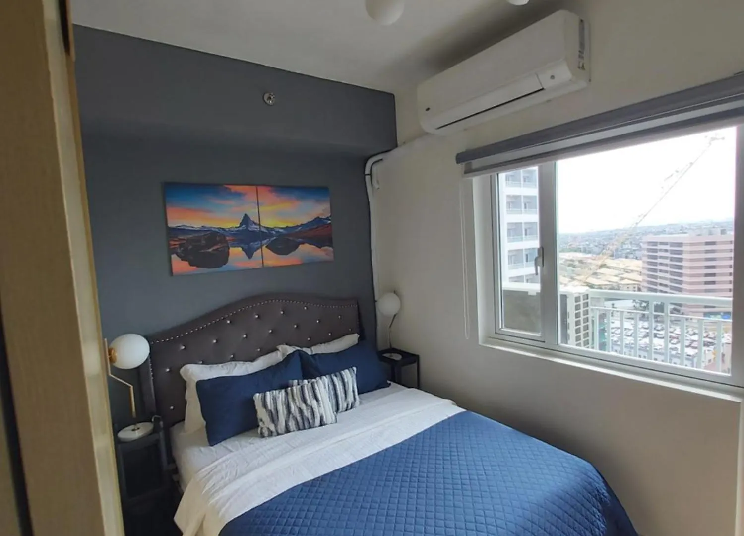 Beautiful 1Br Simple Luxury Condo Near Bgc Manila Apartment