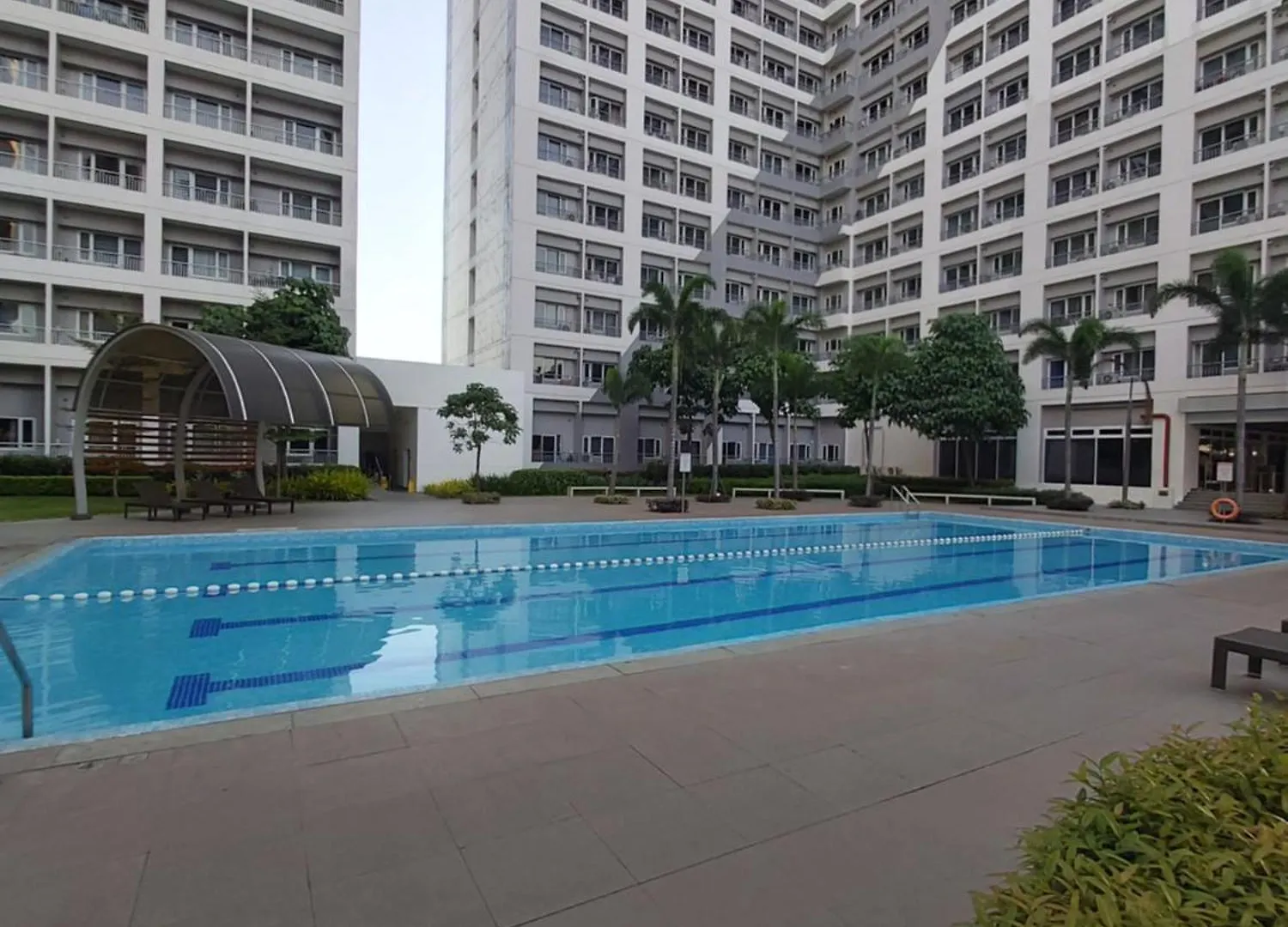 Beautiful 1Br Simple Luxury Condo Near Bgc Manila Apartment